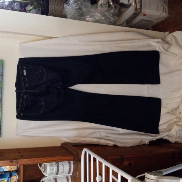 David Kahn, like new, size 8, dark wash, wide leg jeans - Picture 4 of 4